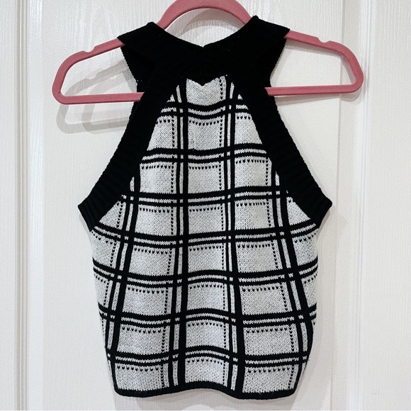 LF Grid Sweater Halter Top - Picture 3 of 6